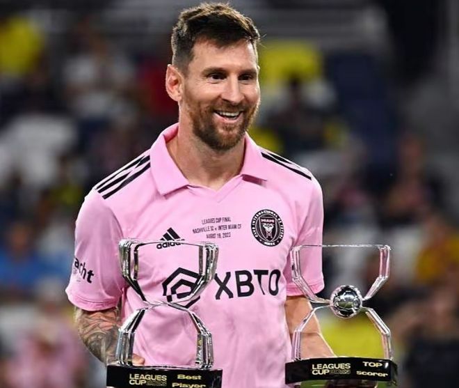 爱游戏链接-帕尔梅拉斯替补席深度成优势，冲击世俱杯冠军的简单介绍