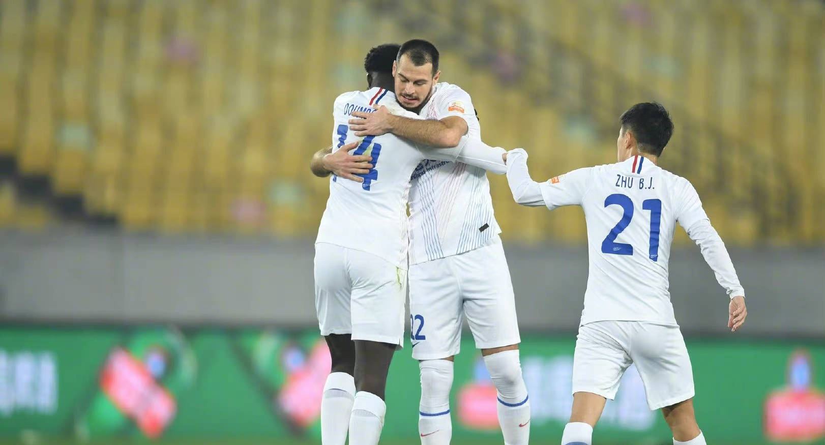 关于阿尔艾因核心球员体能恢复,备战河床的信息 关于阿尔艾因核心球员体能恢复,备战河床的信息