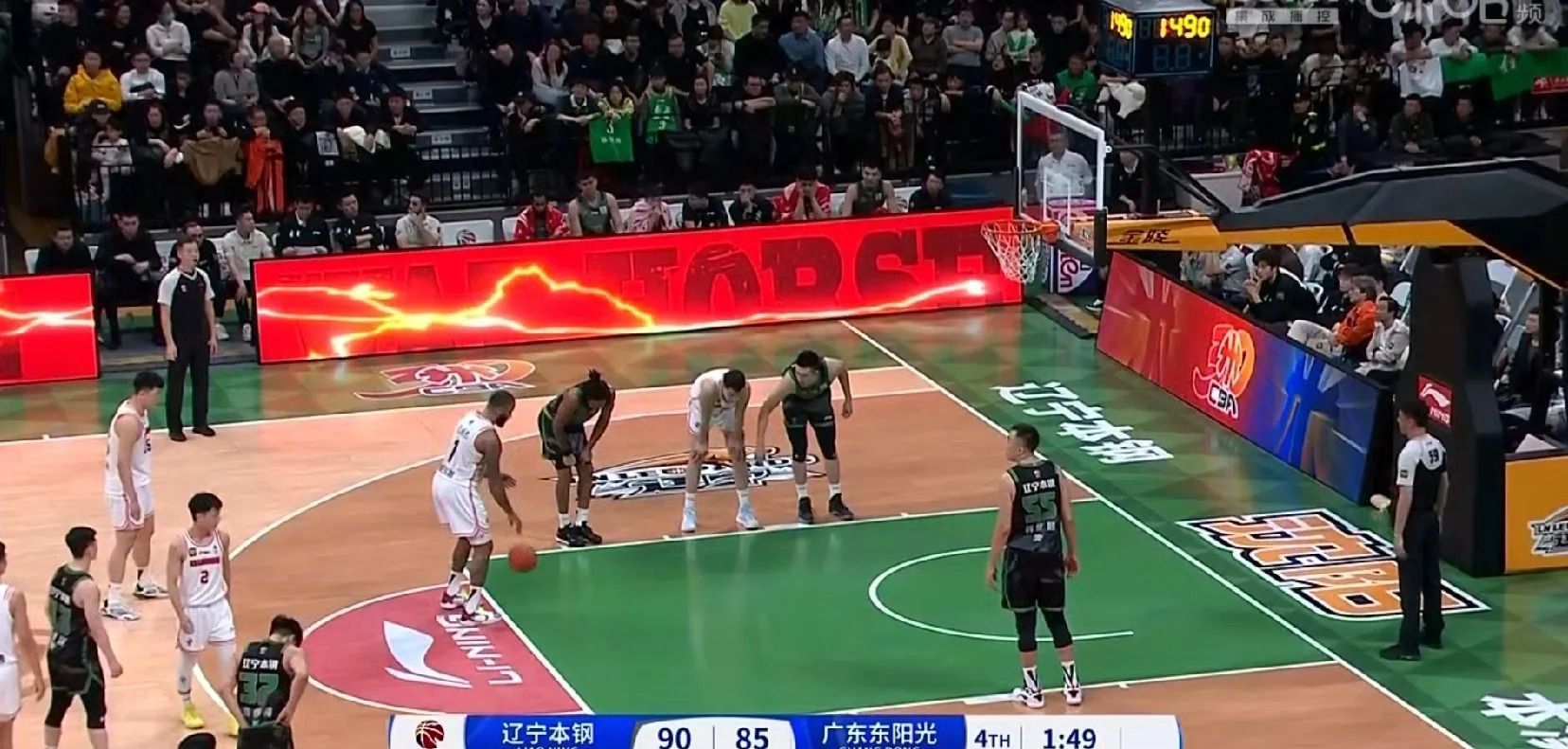 爱游戏app下载-在广东队赛场上演全国篮球锦标赛，进球，引发弹幕炸裂的简单介绍