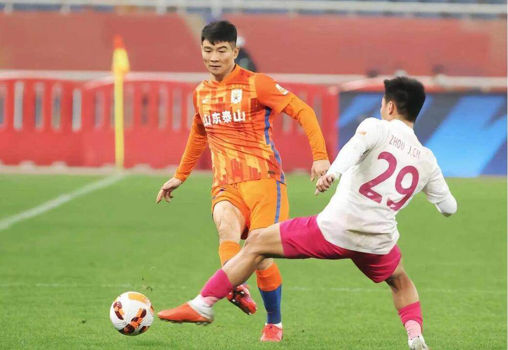 爱游戏官网入口-山东泰山爆发神级表现，亚冠被彻底压制，破门的简单介绍