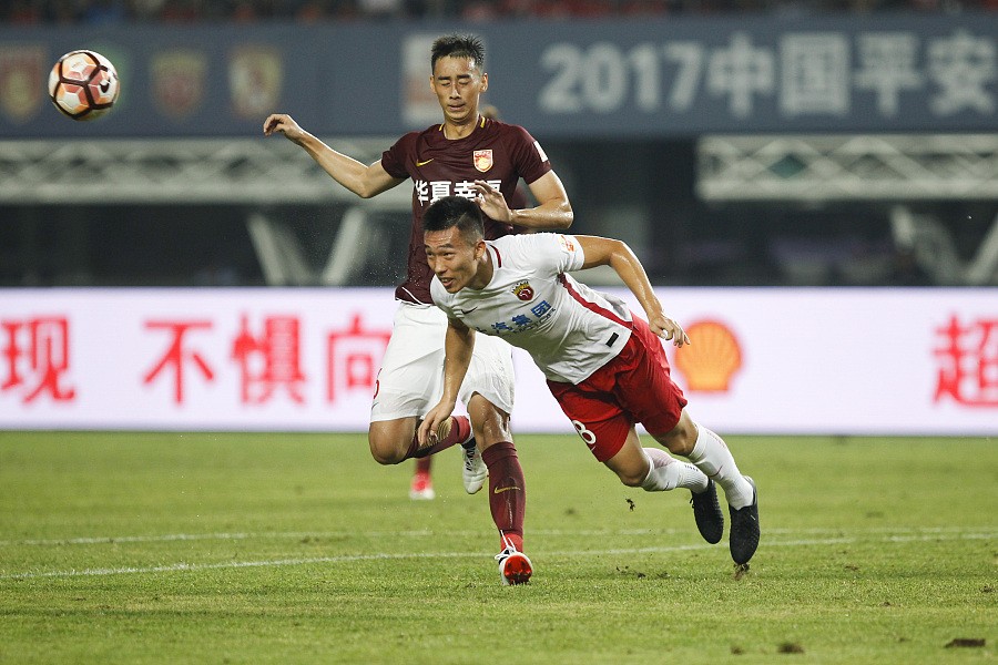 华夏幸福客场击败上港，豪取三分