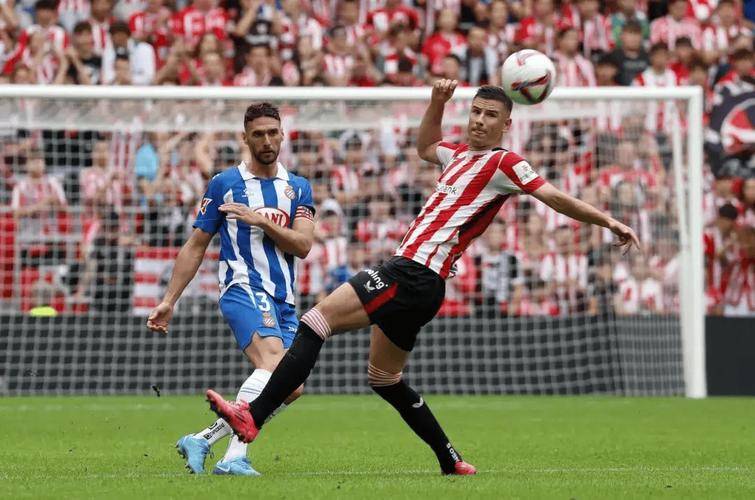 爱游戏地址-激情碰撞！顶尖球队将在比赛中上演对决