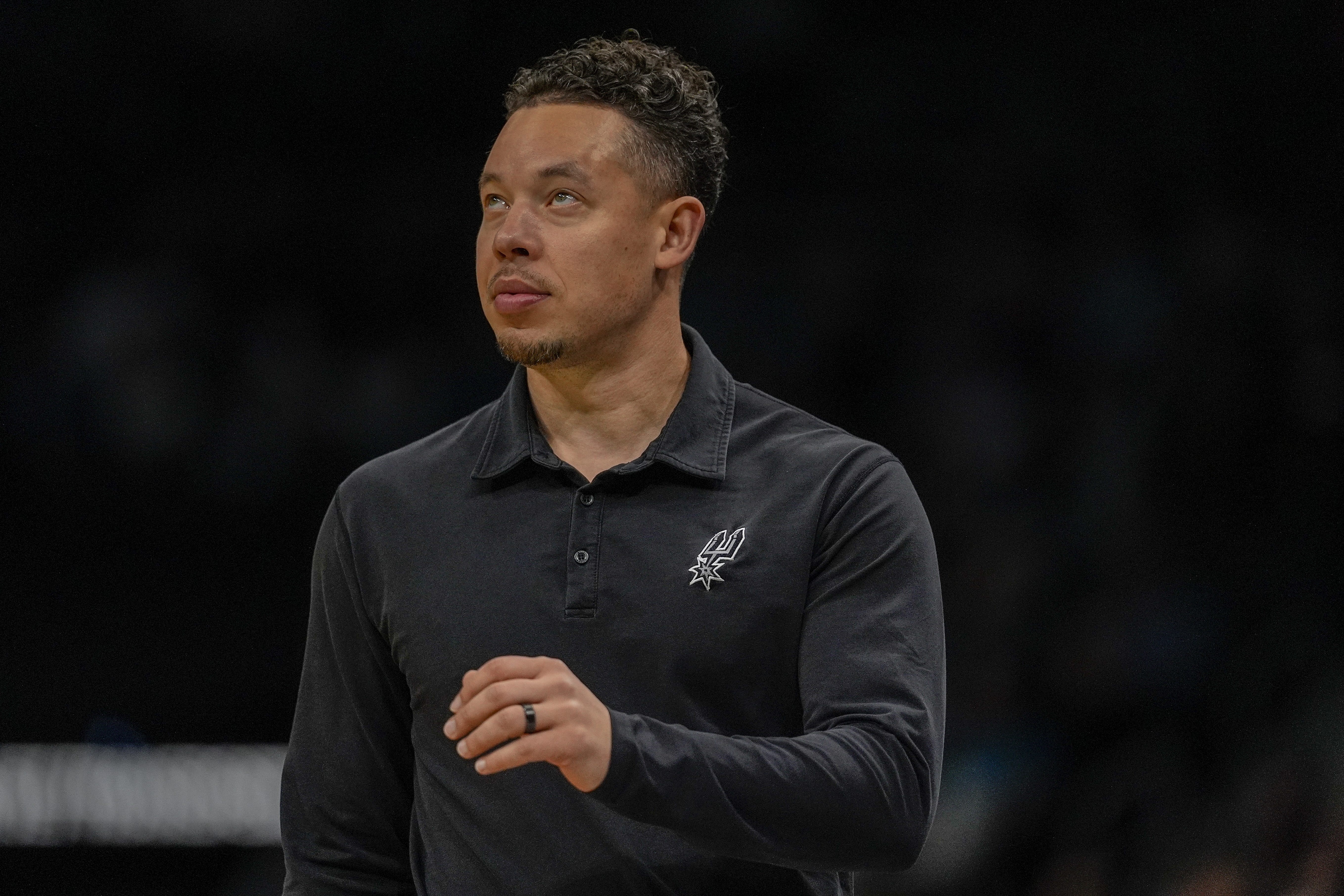 爱游戏投注-马刺队后卫拉马库斯·阿尔德里奇临时休战的简单介绍