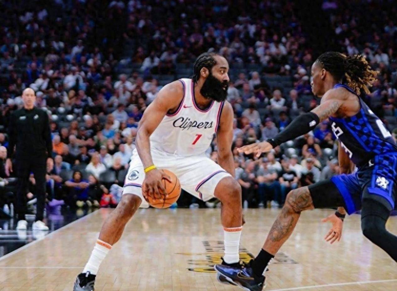 爱游戏app下载-包含火箭痛失胜利，哈登三双表现被活塞逆转的词条