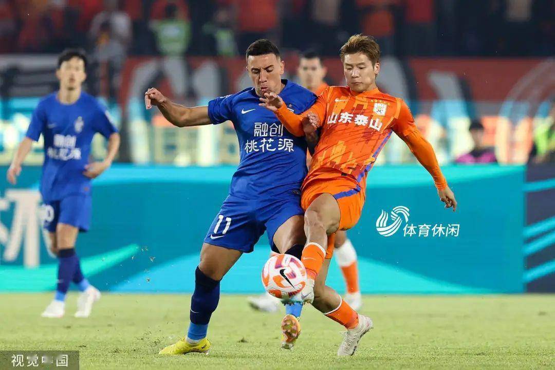 爱游戏地址-边路突破，速度之王再度燃爆赛场的简单介绍