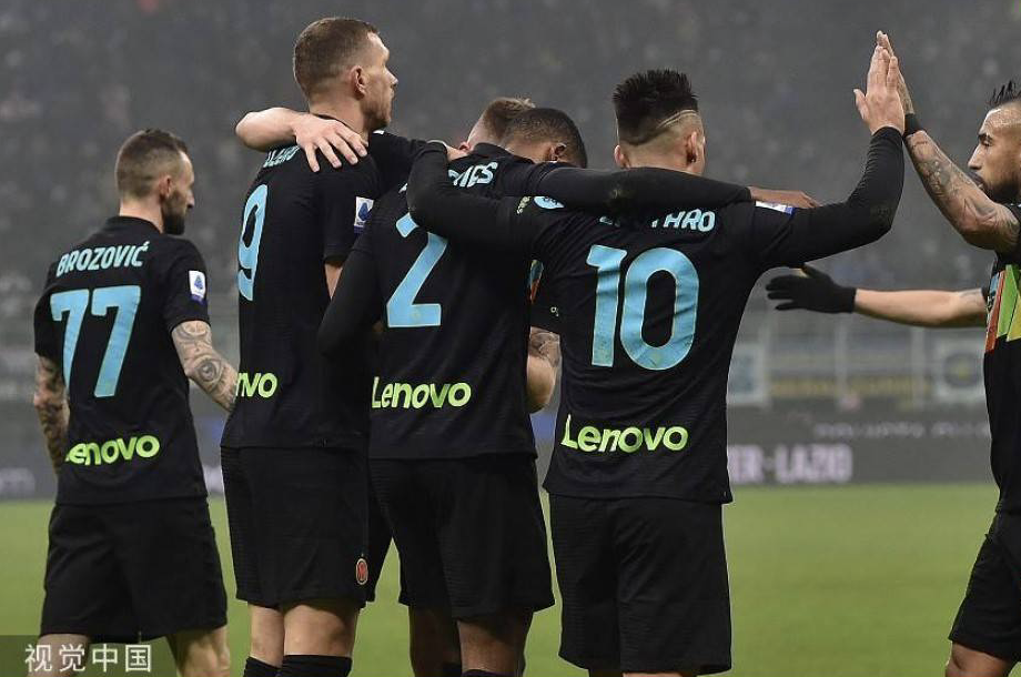 AC米兰击败桑普,重新夺回积分榜榜首位置 AC米兰击败桑普,重新夺回积分榜榜首位置