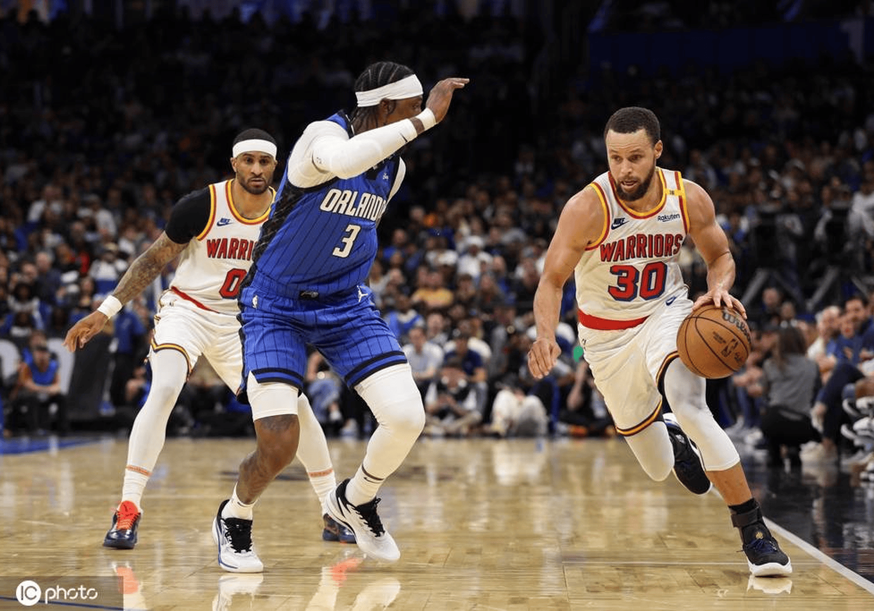 勇士再战奇才,库里高效得分 勇士再战奇才,库里高效得分