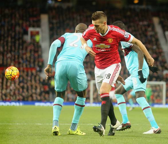 爱游戏app下载-温布利大战西汉姆联，英超势力再度交锋的简单介绍