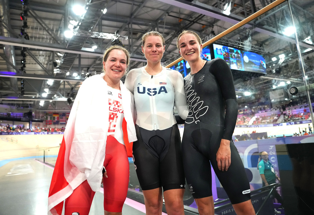 新西兰女子自行车选手实力出众，勇夺第一名的简单介绍