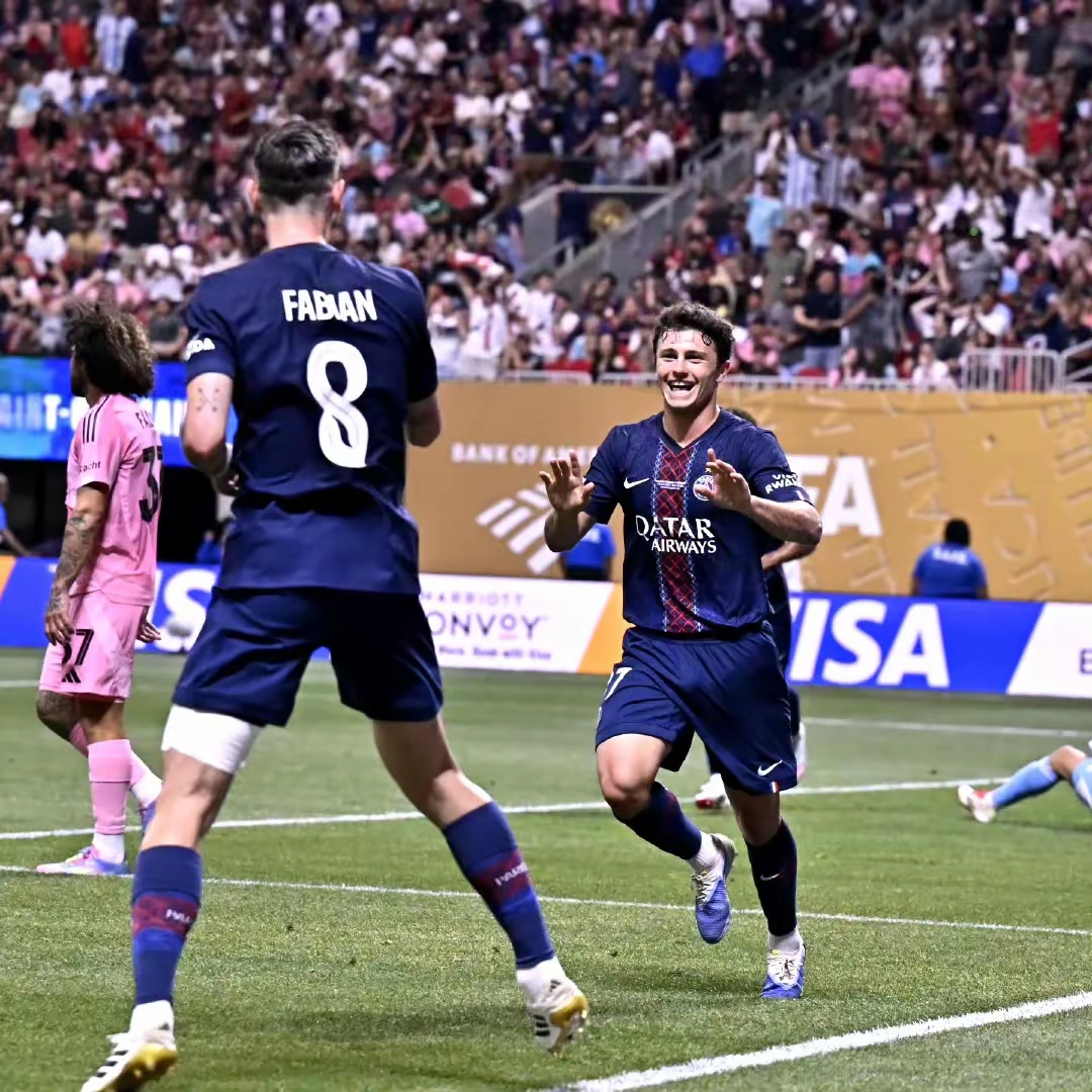 马赛不敌巴黎，未能击败对手