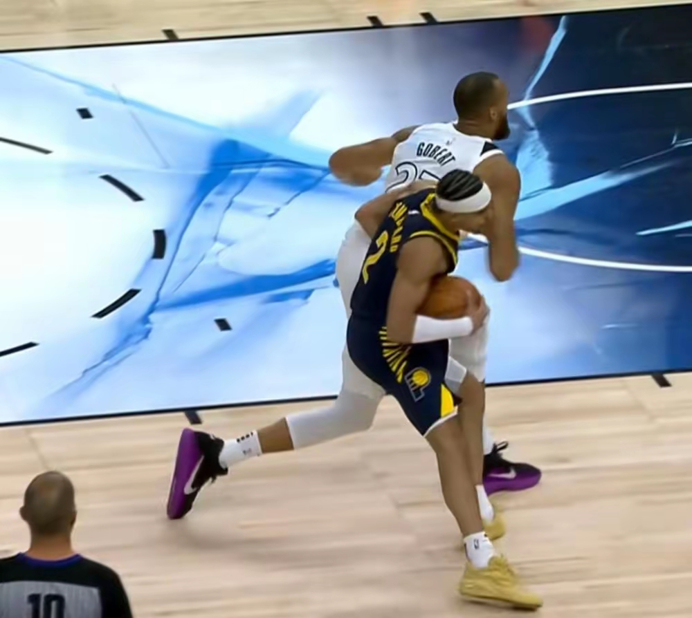 开拓者靠着外线投射击败对手 开拓者靠着外线投射击败对手